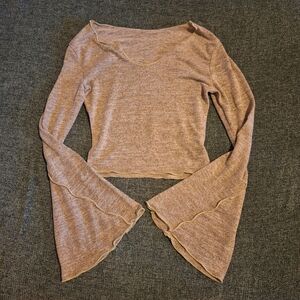 Gree Bell Sleeve Crop Top